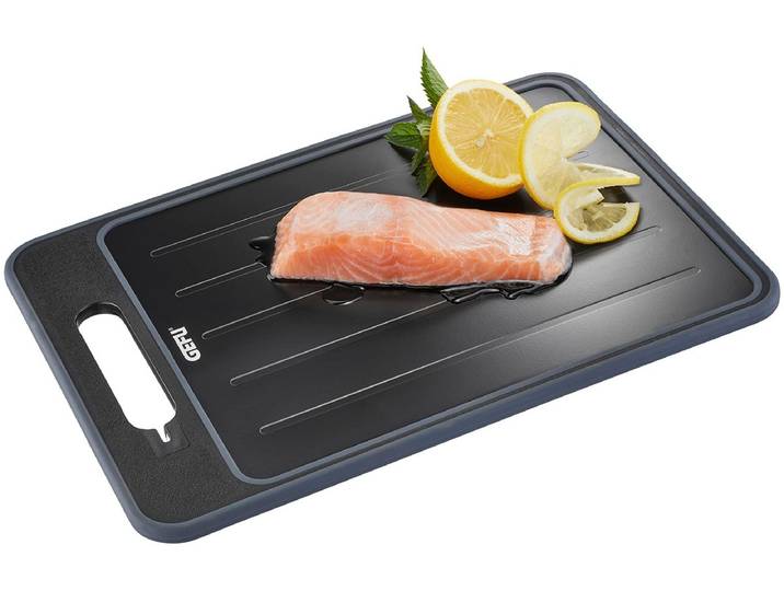 Schneidebrett GEFU CUT PRO , schwarz, B:25cm H:1cm L:36,5cm, Aluminium, Kunststoff, Schneidebretter, Schneidebrett, innovative Auftauseite, Saftrille, integri. Reibfläche, Messerschärfer