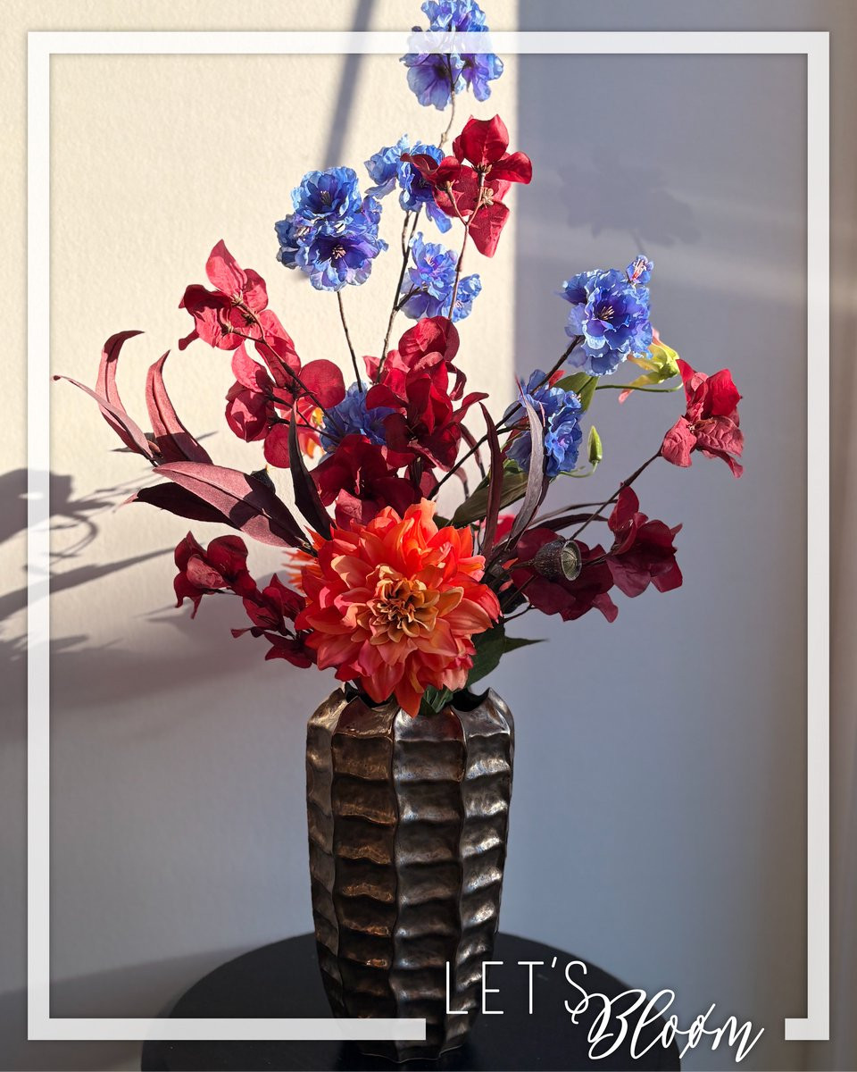 Let's Bloøm Zijden Boeket Burgundy Orange met Eucalyptus, Dahlia en Gerbera