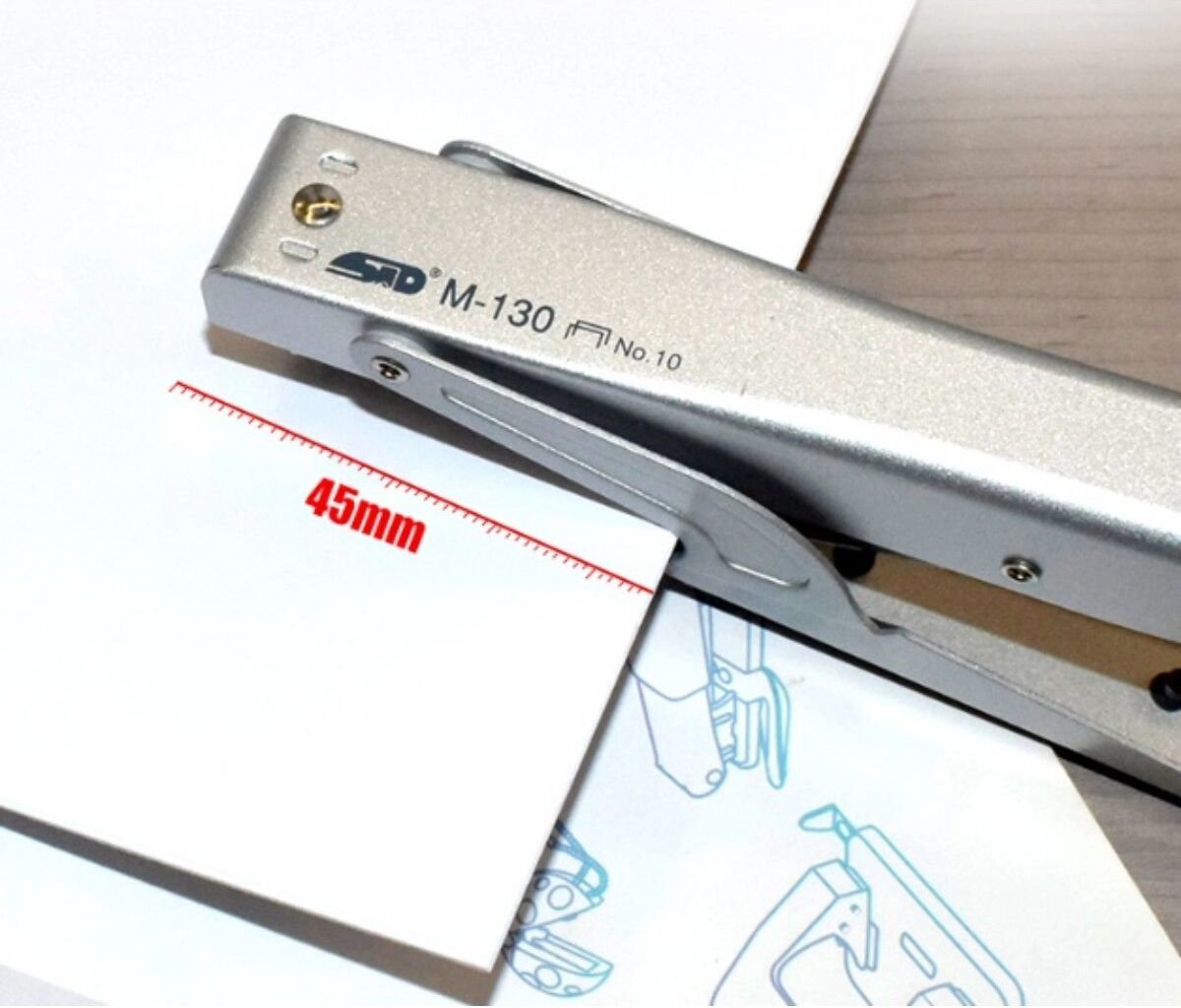 INF Agrafeuse pince tout acier, 16 feuilles, portée de 45 mm et poignée ergonomique
