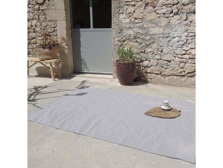 Tapis rectangulaire en fibres recyclées tissé main gris perle 140