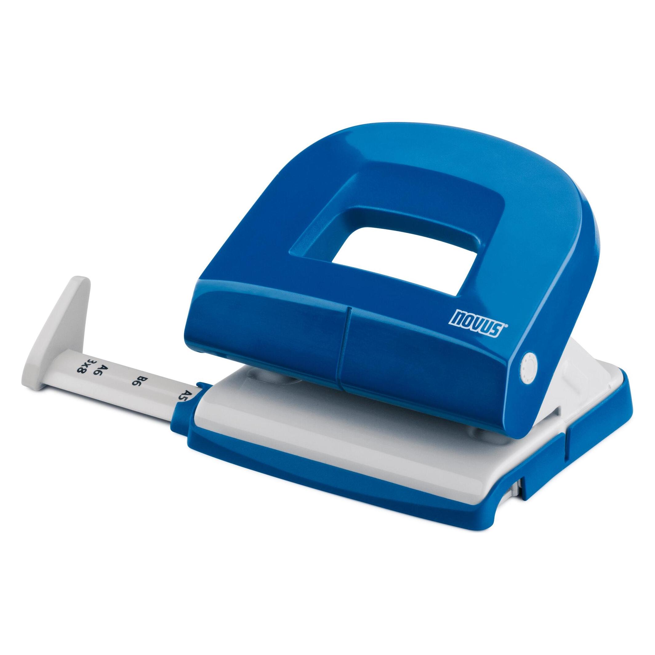 Novus 16 Leaf Punch Blue (025-0540 NO) (025-0540)