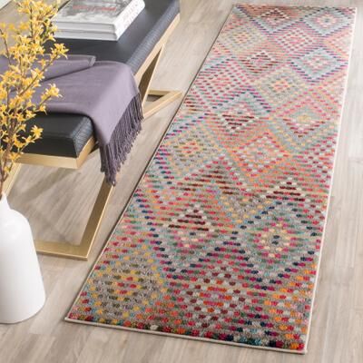 SAFAVIEH Monaco Greet Distressed Boho Rug