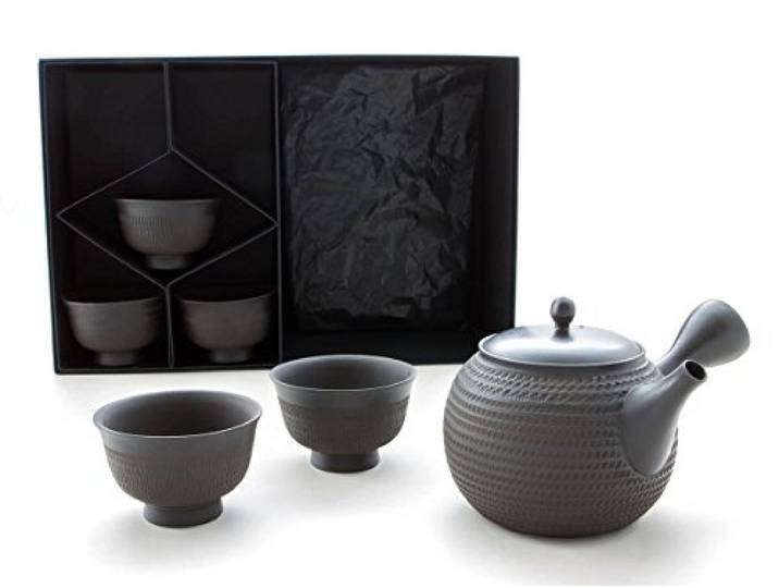 Gyokko - Japanisches Tee-Service 6-teilig, Tokoname TOBIKANNA Kuro mit 5 Teeschalen. Schwarz, Handmade auf der Töpfer-Scheibe, integriertes Keramik-Sieb