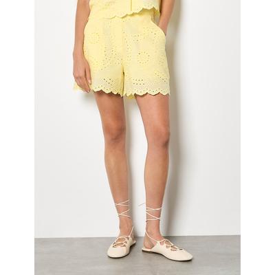 Shorts APRICOT "Mini-Shorts mit Wellenkante", Damen, Gr. M (38), N-Gr, gelb, gewebt, Obermaterial: 100% Baumwolle CO., uni, normal, Hosen Shorts, mit Stickerei