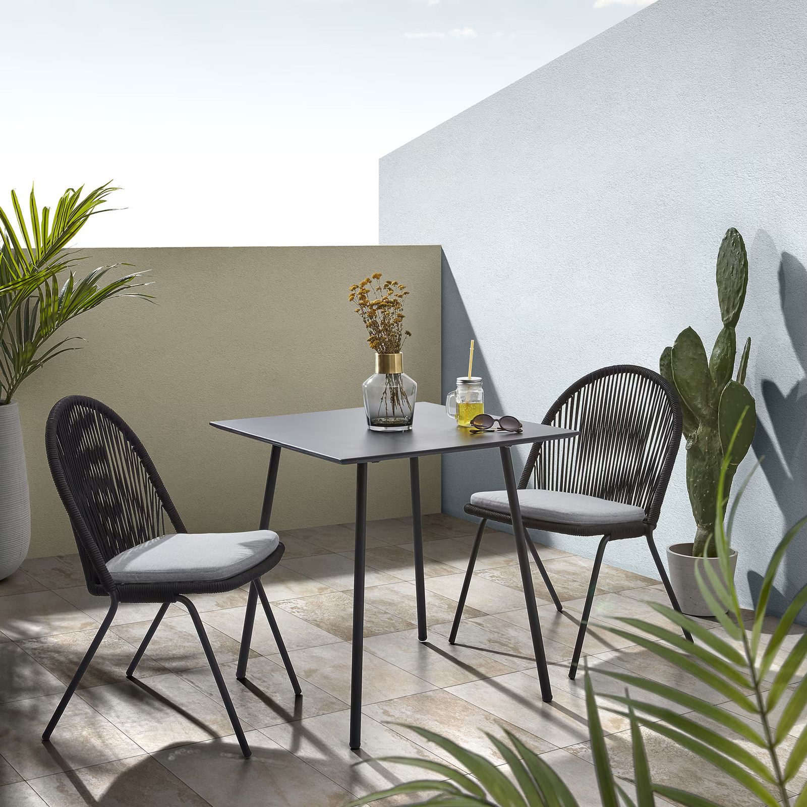Kave Home Mathis Eettafel - Zwart - Vierkant - 75 x 75 cm