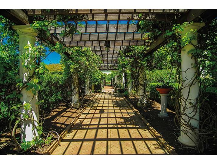 Fototapete PAPERMOON Garden Walkway , bunt, B:2m L:1,49m, Vlies, Tapeten, Fototapete
