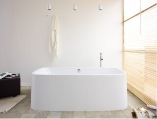 Hoesch SingleBath Uno Freistehende Ovalbadewanne 1798 x 782 mm mit angeformter Schürze weiß - 3697.010