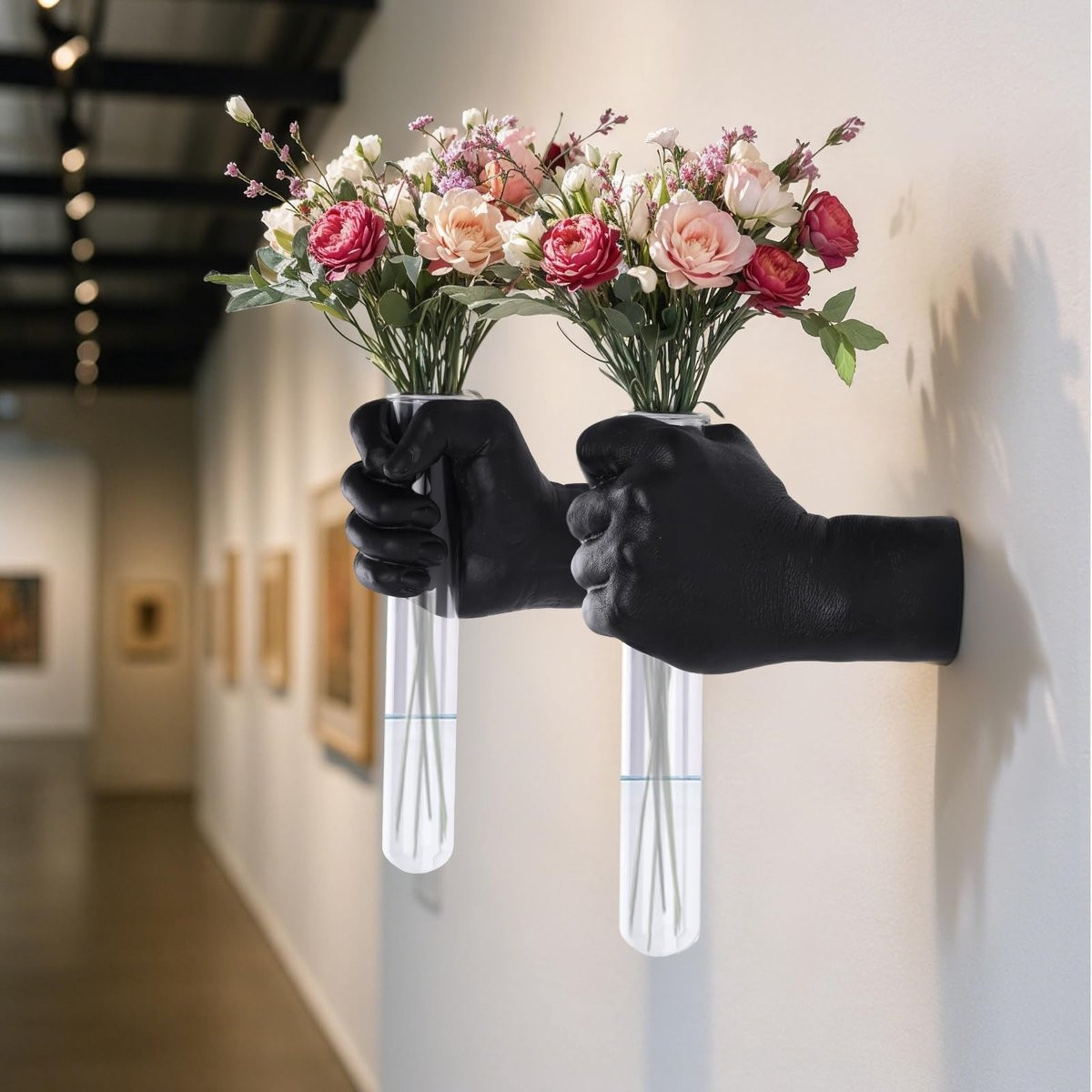 Omgoods Wandsculpturen met Handvaas Decoratie - 2 Stuks