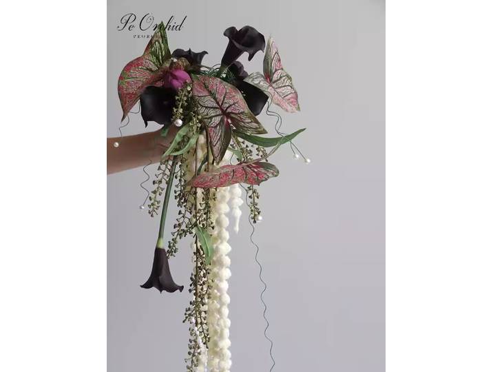 PEORCHID-Fleurs de mariage élégantes, bouquet de lys calla, ramo Él, boda, bordeaux foncé, cascade, patients
