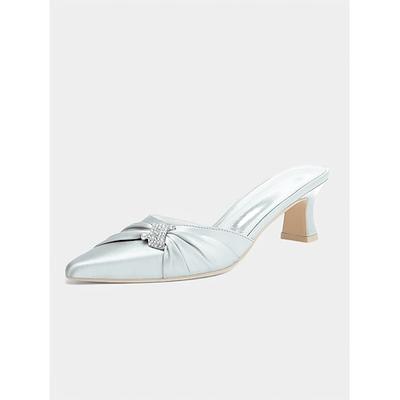 Damen-Pantoletten mit goldener Satinschleife und Kitten-Heel-Absatz – elegante Slipper mit spitzer Spitze für den Abend und die Verabredung am Abend