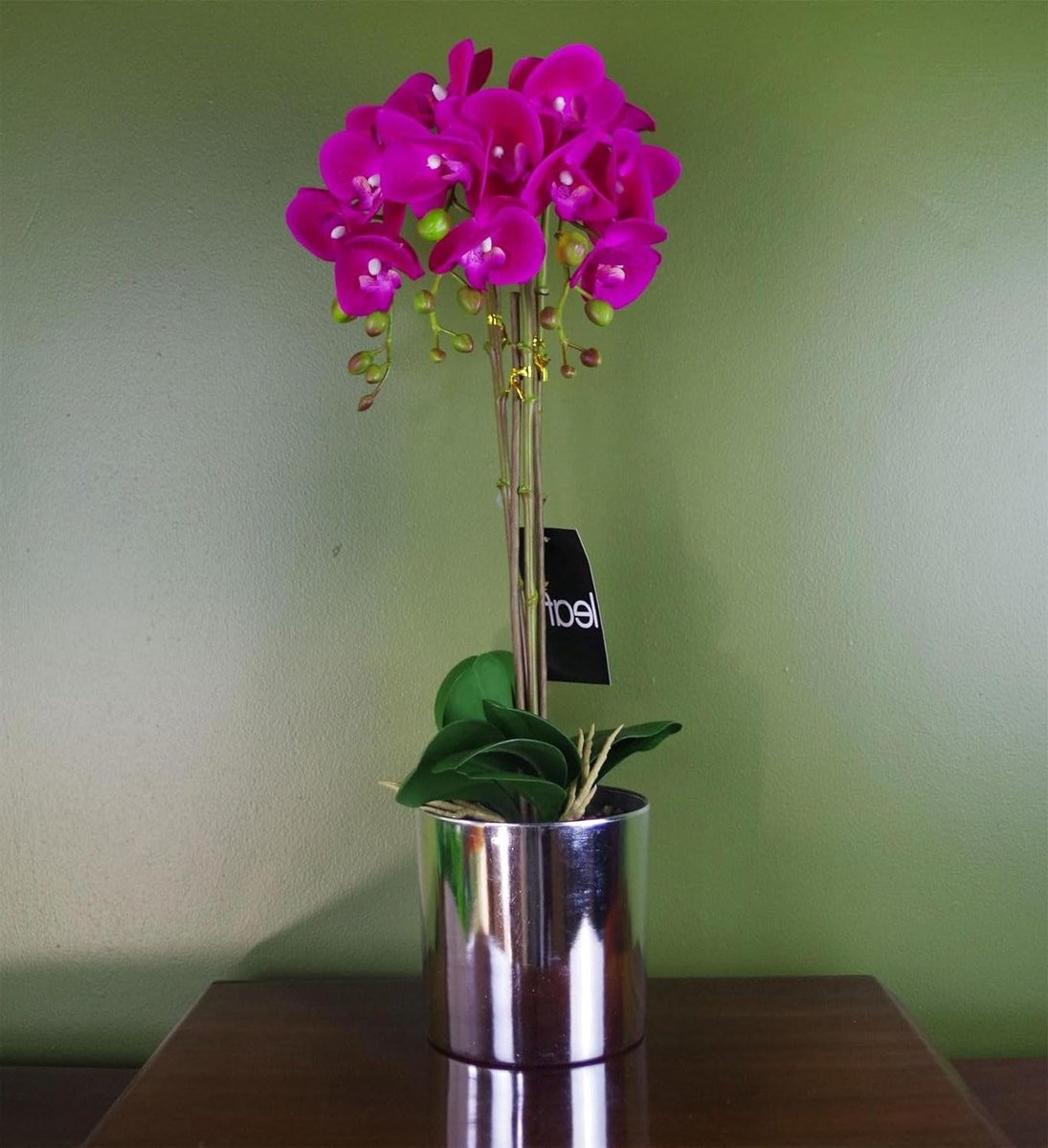 Donkerroze Kunst Orchidee met realistische bladeren, 52 cm hoog