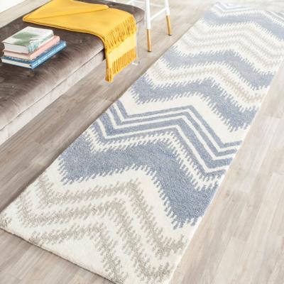 SAFAVIEH Handmade Capri Joanne Modern Wool Rug