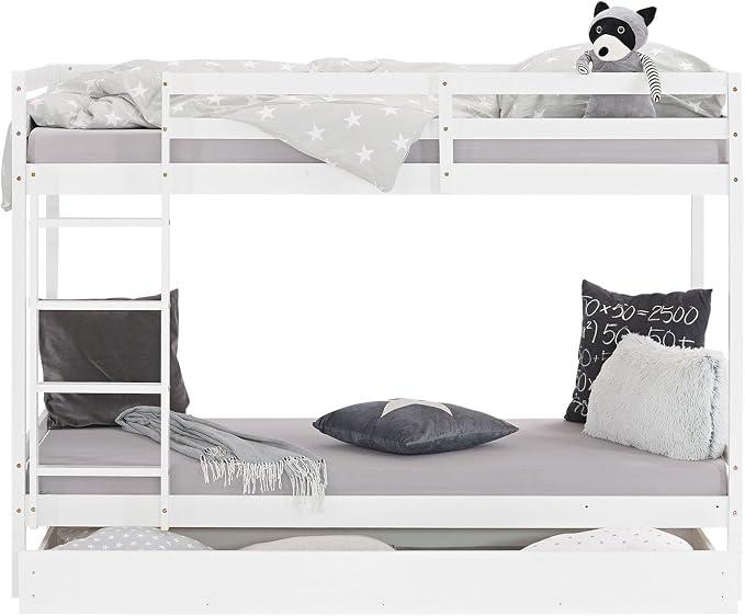 Platzoptimierung für kleine Räume: Zwei separate Schlafbereiche auf kompakter Grundfläche; integrierter Schubkasten mit Rollen unter dem unteren Bett bietet wertvollen zusätzlichen Stauraum Sichere Konstruktion für Kinder und Jugendliche: Robuste Rausfallschutzleisten an beiden Ebenen, massive 40 mm Kiefernholz-Pfosten und durchdachte 20 mm Materialstärke für langfristige Stabilität Praktische Treppe statt Leiter: Sichere und komfortable Zugangsmöglichkeit für jüngere Kinder; einfaches Besteigen reduziert V