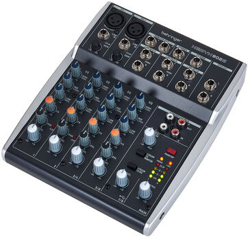 Behringer Xenyx 802S