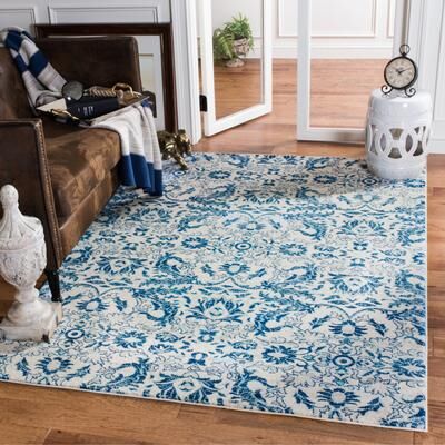 SAFAVIEH Evoke Sylvia Vintage Damask Rug