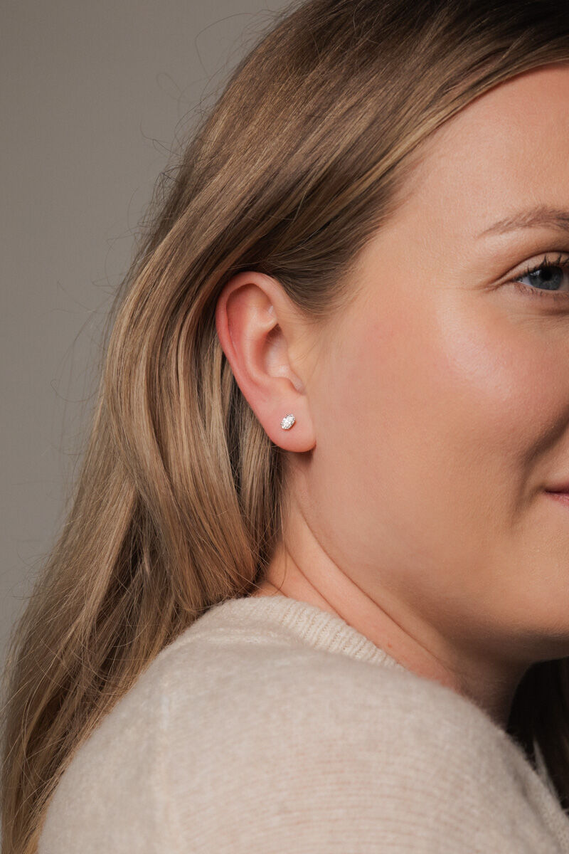 Midem Copenhagen timanttikorvakorut 0,50ct keltakulta