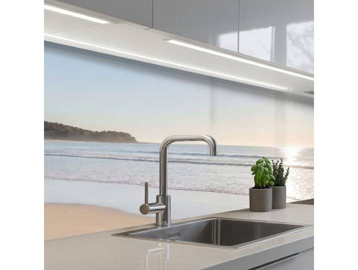 KitchenYeah© Rückwand Küche Rückwandschutz Selbstklebend Spritzschutz 80x300 cm - Küchenrückwand Küchenfront Küchen Selbstklebende Küchenrückwände Meer - Sonne - Sand