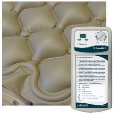 Intermed Kit Antidecubito Aries IV Compressore Con Regolatore e Sovramaterasso a Bolle