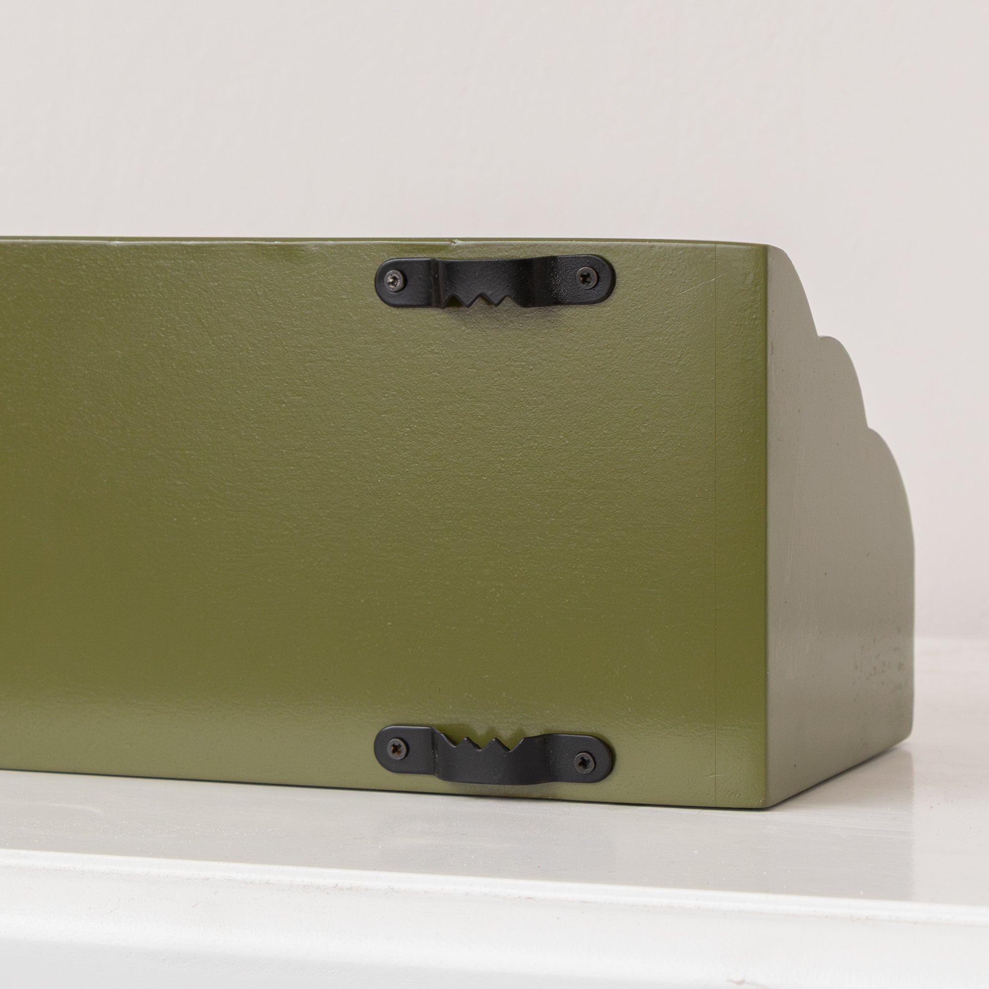 Green Scalloped Wall Storage Shelf - 40cm Material: Home Decor & Accessories/Shelves & Storage