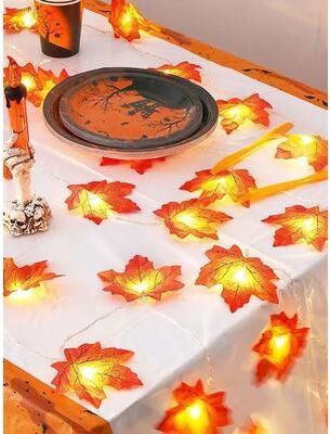 Uplifted Goods Cozy Autumn Maple Leaf LED String Lights Battery Operated Waterproof Fall Decor warm White 1.5m 10 Led