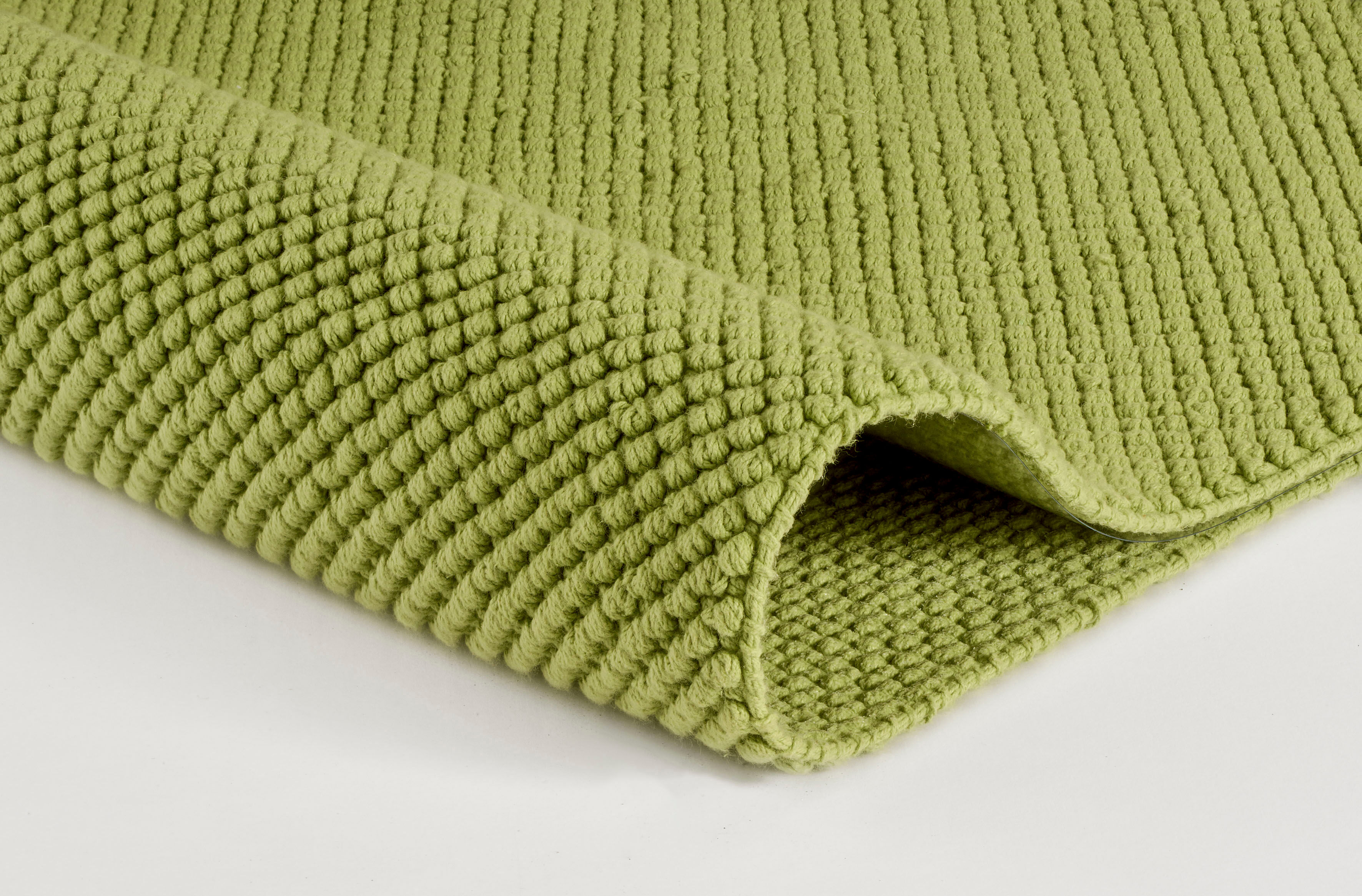 Badematte KLEINE WOLKE "Punto, Badvorleger, Badezimmer Teppich", grün (dill), H:5mm, Baumwolle, Badematten, Badematte, Badteppich, Uni Farben, Oberfläche reine Baumwolle