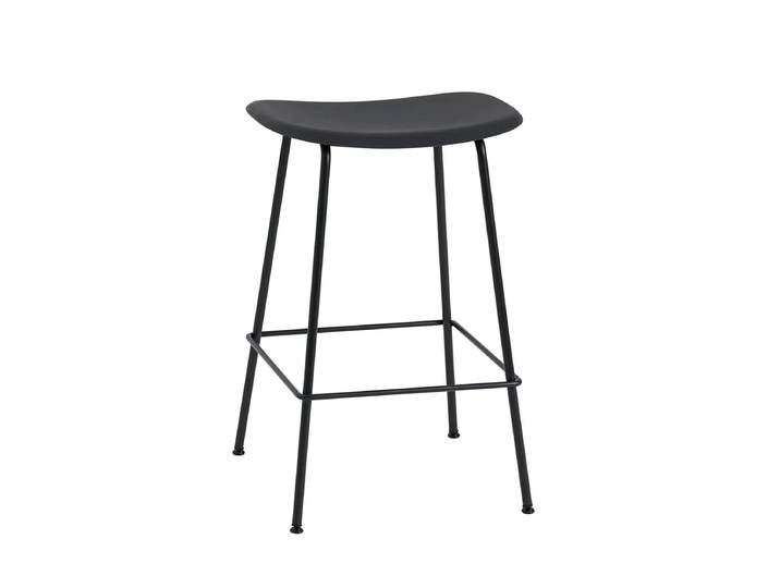 Muuto - Fiber Barhocker Tube Base H 65 cm, schwarz