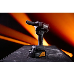 DeWalt Akku-Schlagschrauber 1/2" 18V / 5 Ah inkl. 2 Akku System-Schnellladegerät