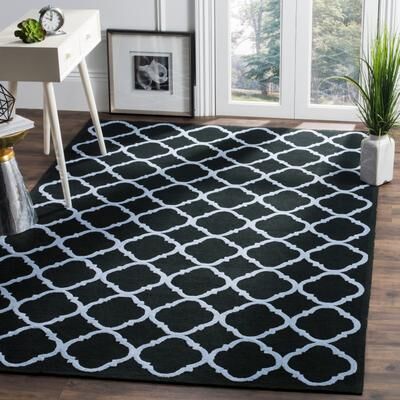 SAFAVIEH Handmade Newport Mykola Modern Cotton Rug