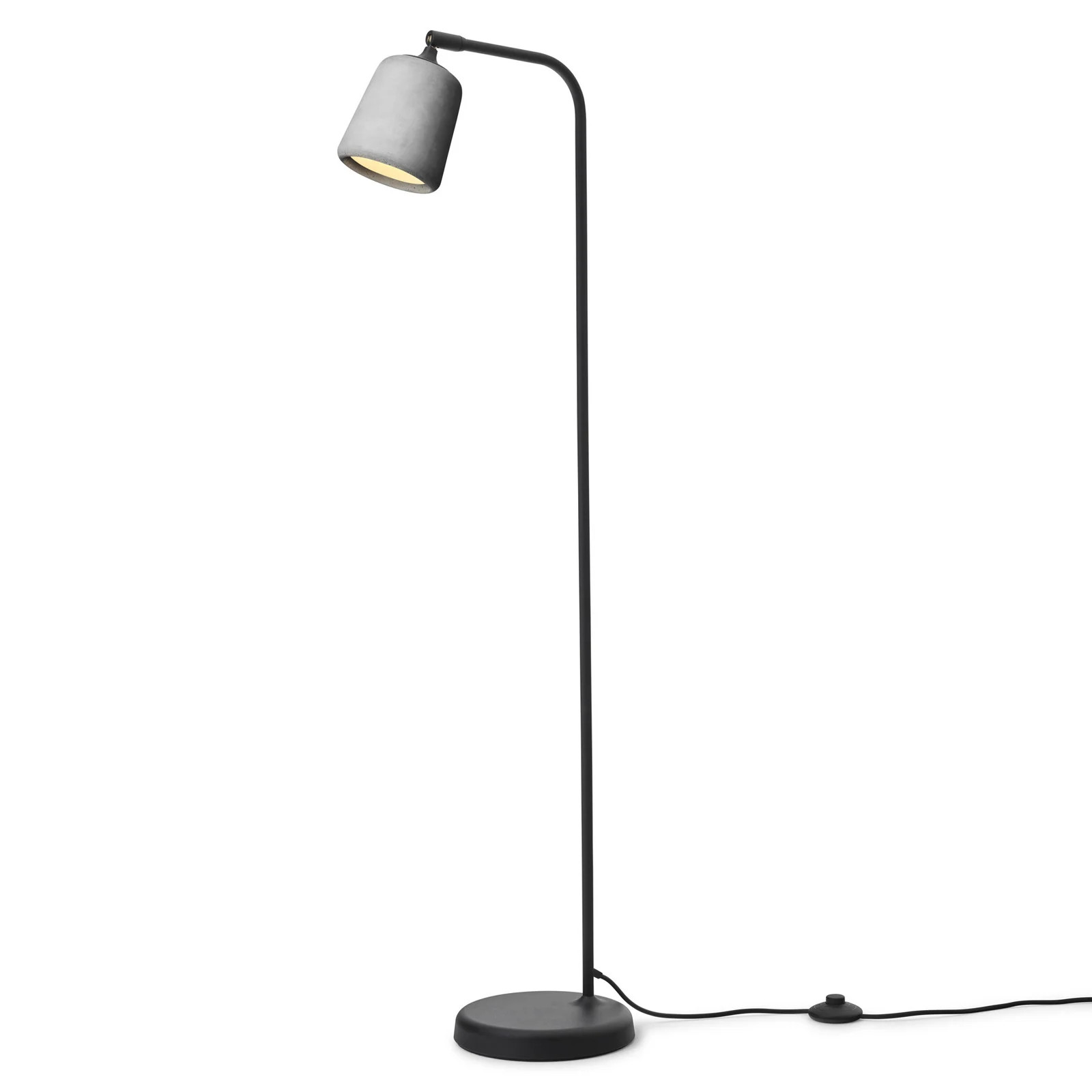 New Works Material Vloerlamp Light Grey Concrete voor de woonkamer