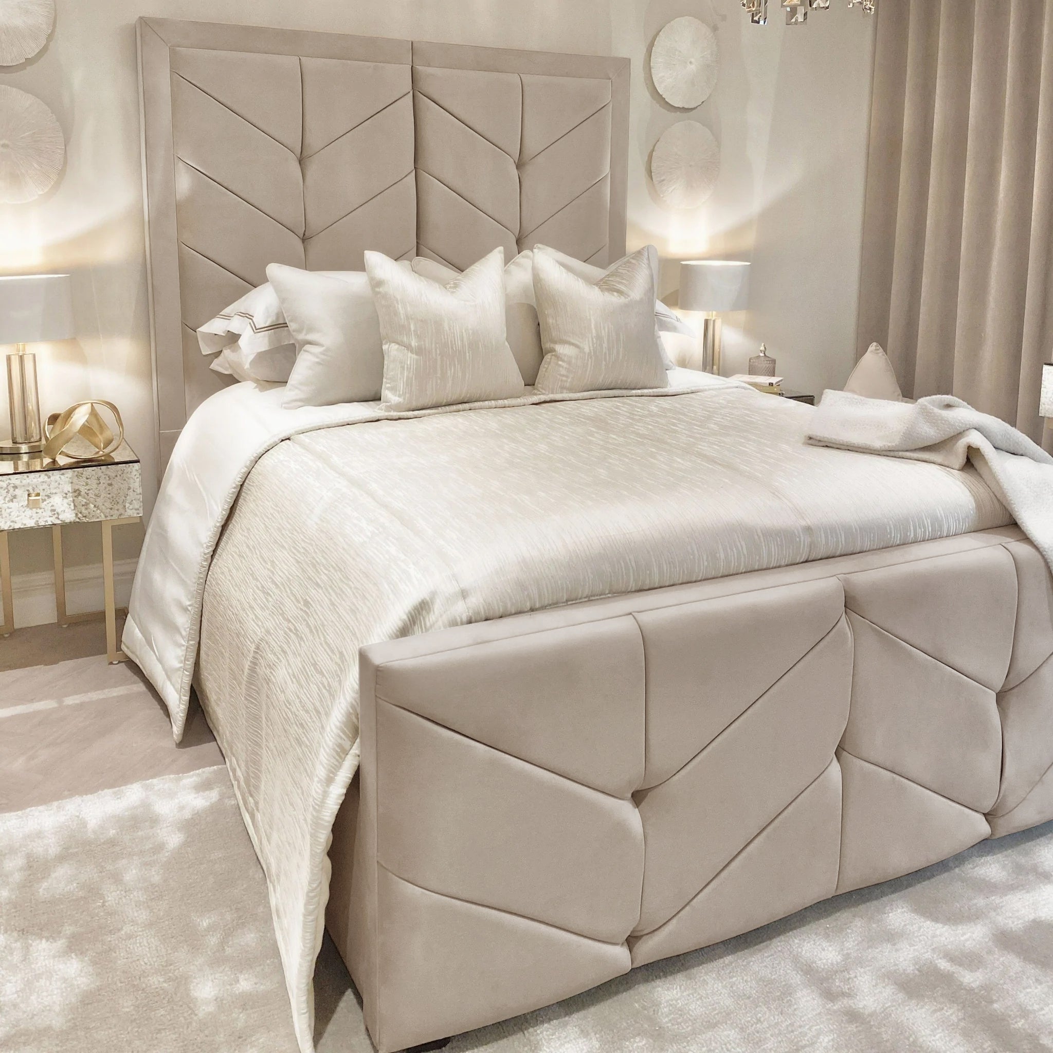 Ashton Pebble Velvet Premium Chevron Bed, Double