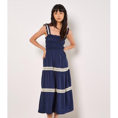 Spitzenkleid APRICOT "Häkelspitzen-Stufenkleid", Damen, Gr. L (40), N-Gr, blau (navy), Obermaterial: 100% Viskose CV., unifarben, Kleider, mit Smokdetails