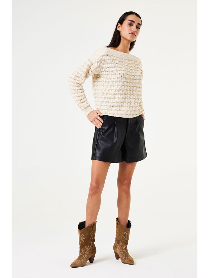 Garcia Shorts in Schwarz - M