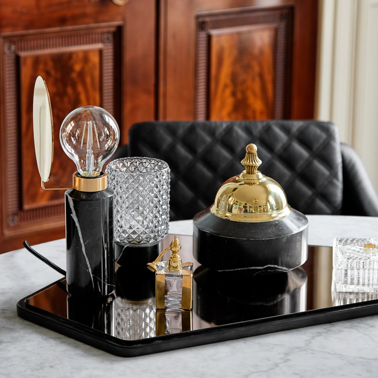 Blindspot tafellamp Black Marble DESIGN BY US met marmeren voet