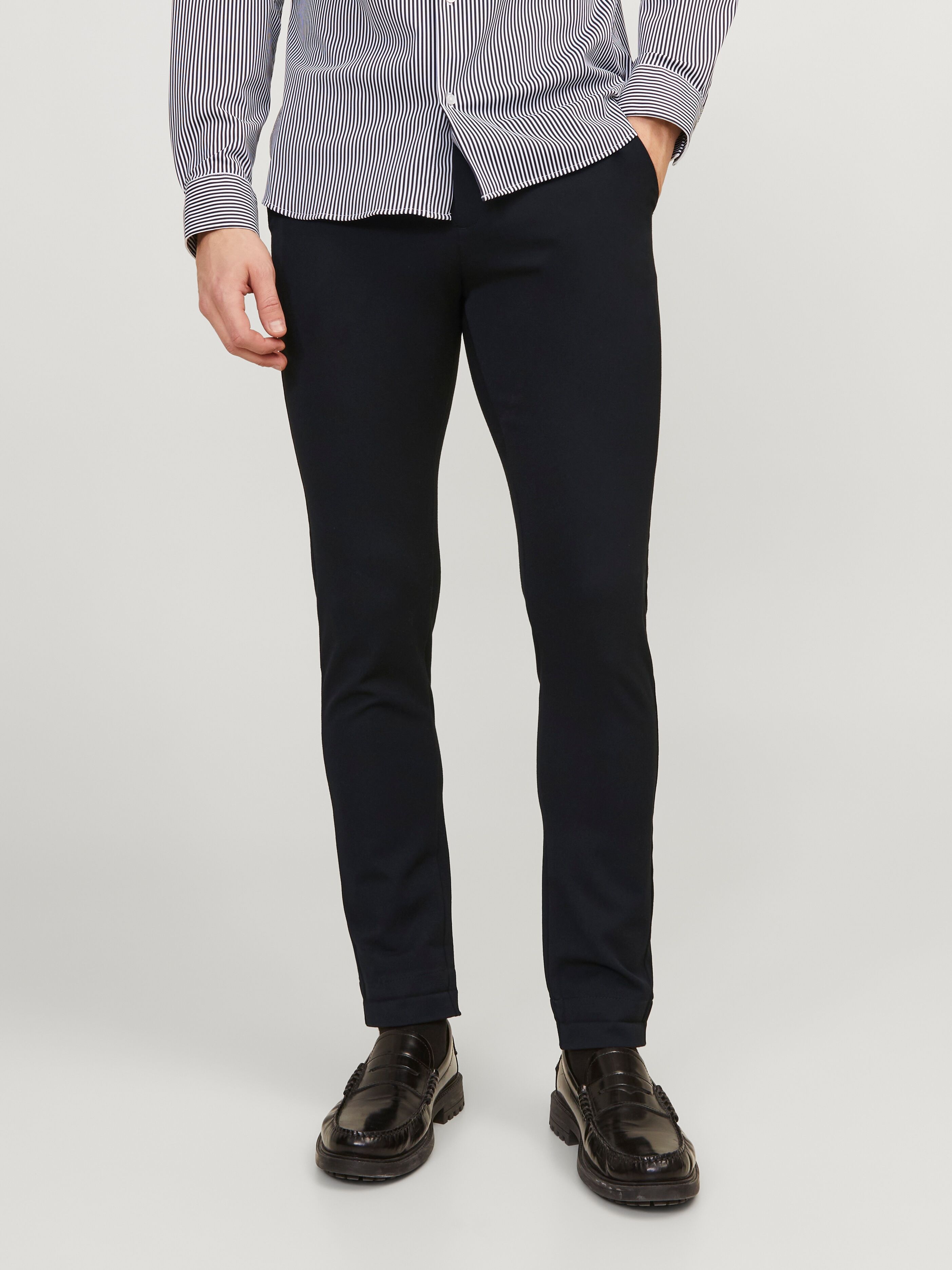 Chinos JACK & JONES "JPSTMARCO – Chinos mit Stretch für optimale Passform, Slim Fit", Herren, Gr. 33, Länge 32, schwarz, Web, Obermaterial: 68% Polyester, 29% Viskose, 3% Elasthan, unifarben, slim fit normal, Hosen Chinos, unifarben, modisch, slim fit, We