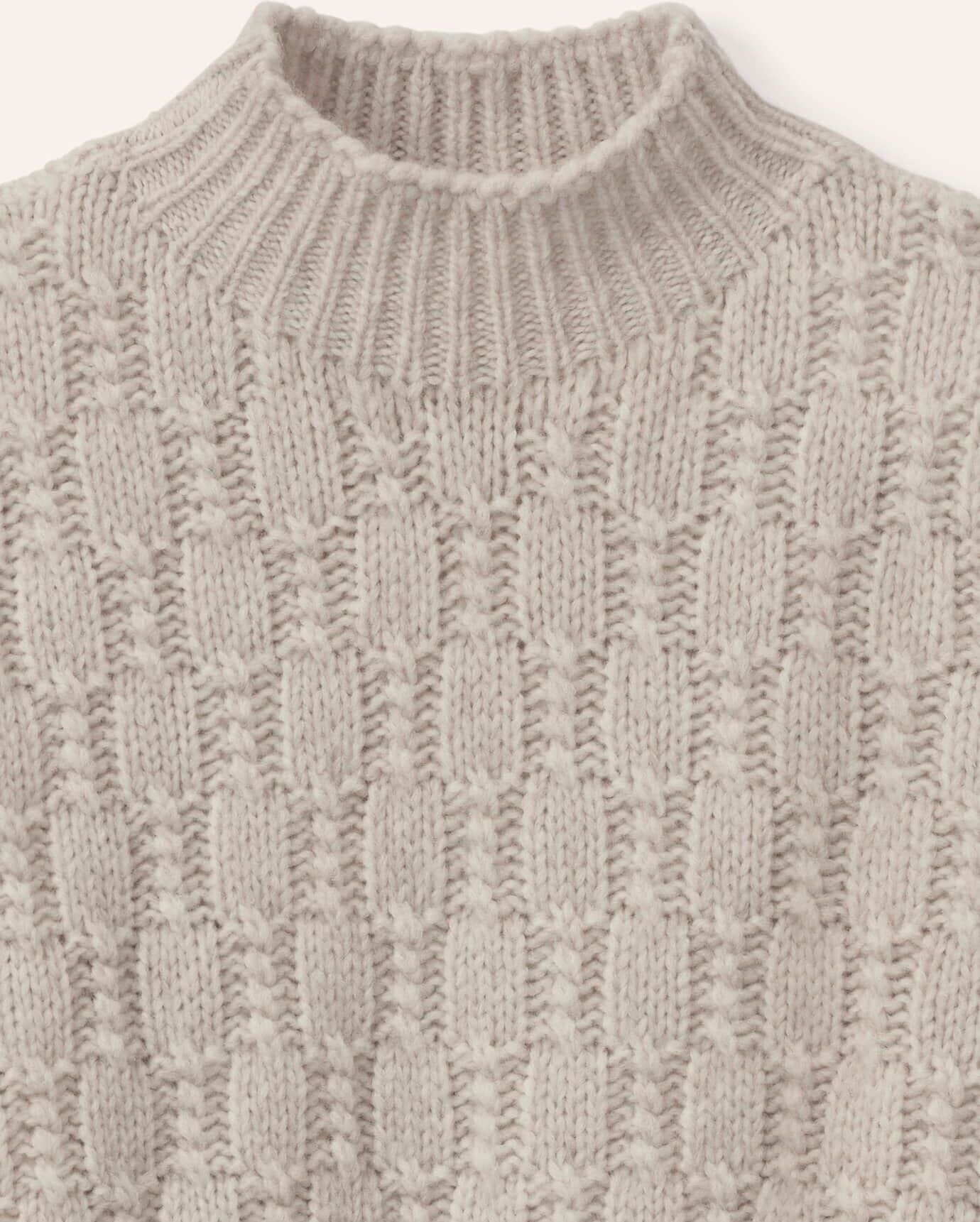 Walbusch Pullover mit Zopfmuster, normale Größen, Farbe Beige, 52, luxuriöse extrafeine Merinowolle europäische Fertigung Damen