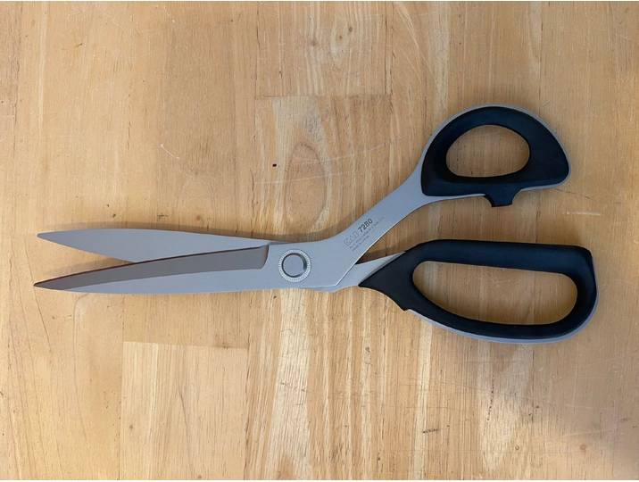 KAI Haushaltsschere Kai Profi Schere 7280 11 Zoll 28 cm rostfreier Molybdän Sonderstahl, (1-tlg)