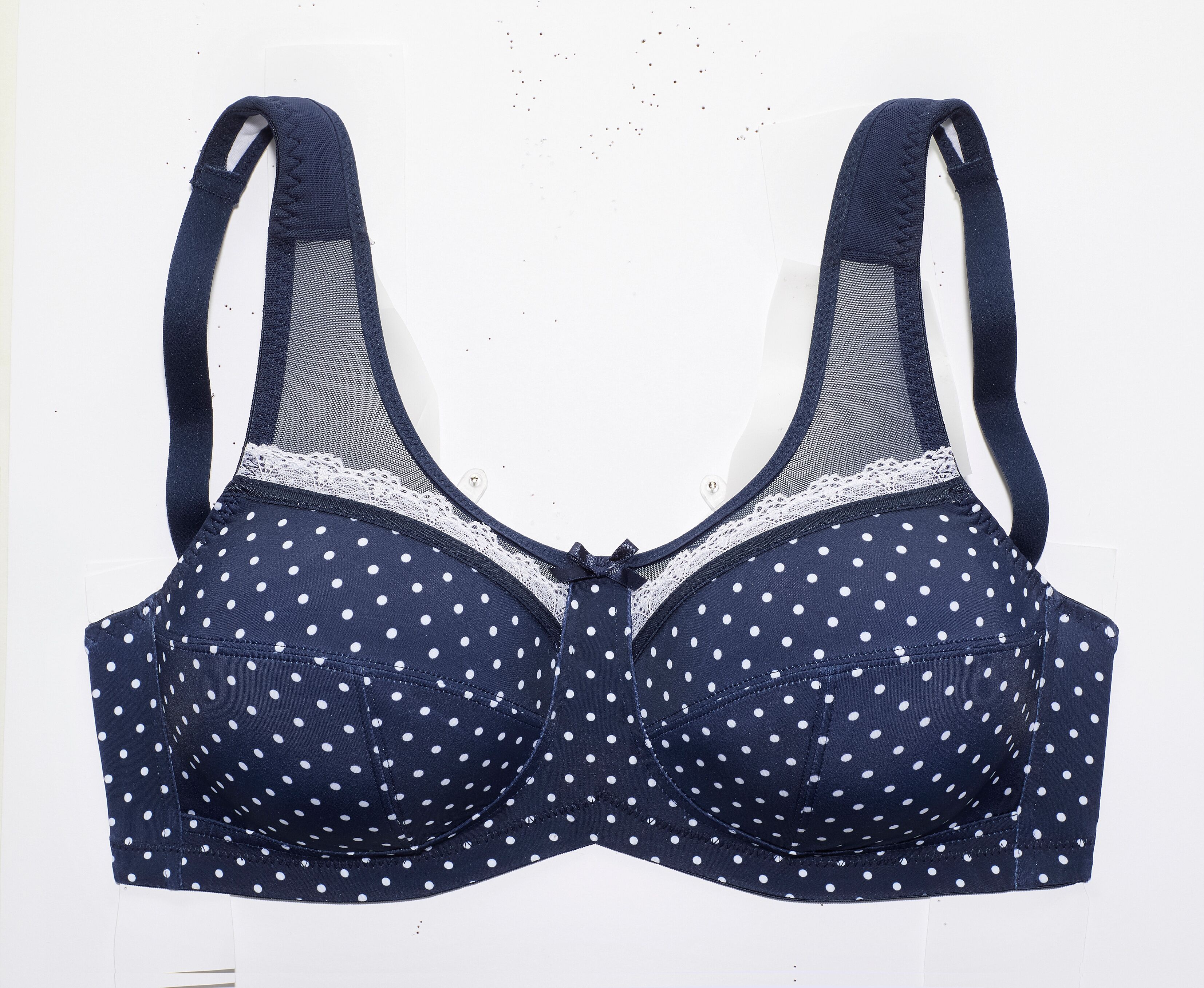 Entlastungs-BH NUANCE BY LASCANA "BH ohne Bügel, Bralette-BH, Soft-BH, bügelloser BH", Damen, Gr. 105, Cup F, blau (marine, weiß), Microtouch, Obermaterial: 90% Polyamid, 10% Elasthan, BHs Entlastungs-BH, mit breiten Trägern, bequemer BH, grosse Grössen m