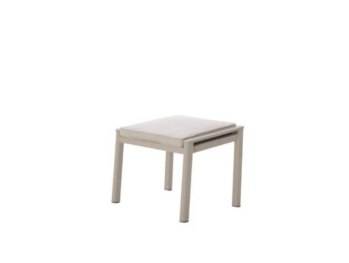 Interliving Hocker