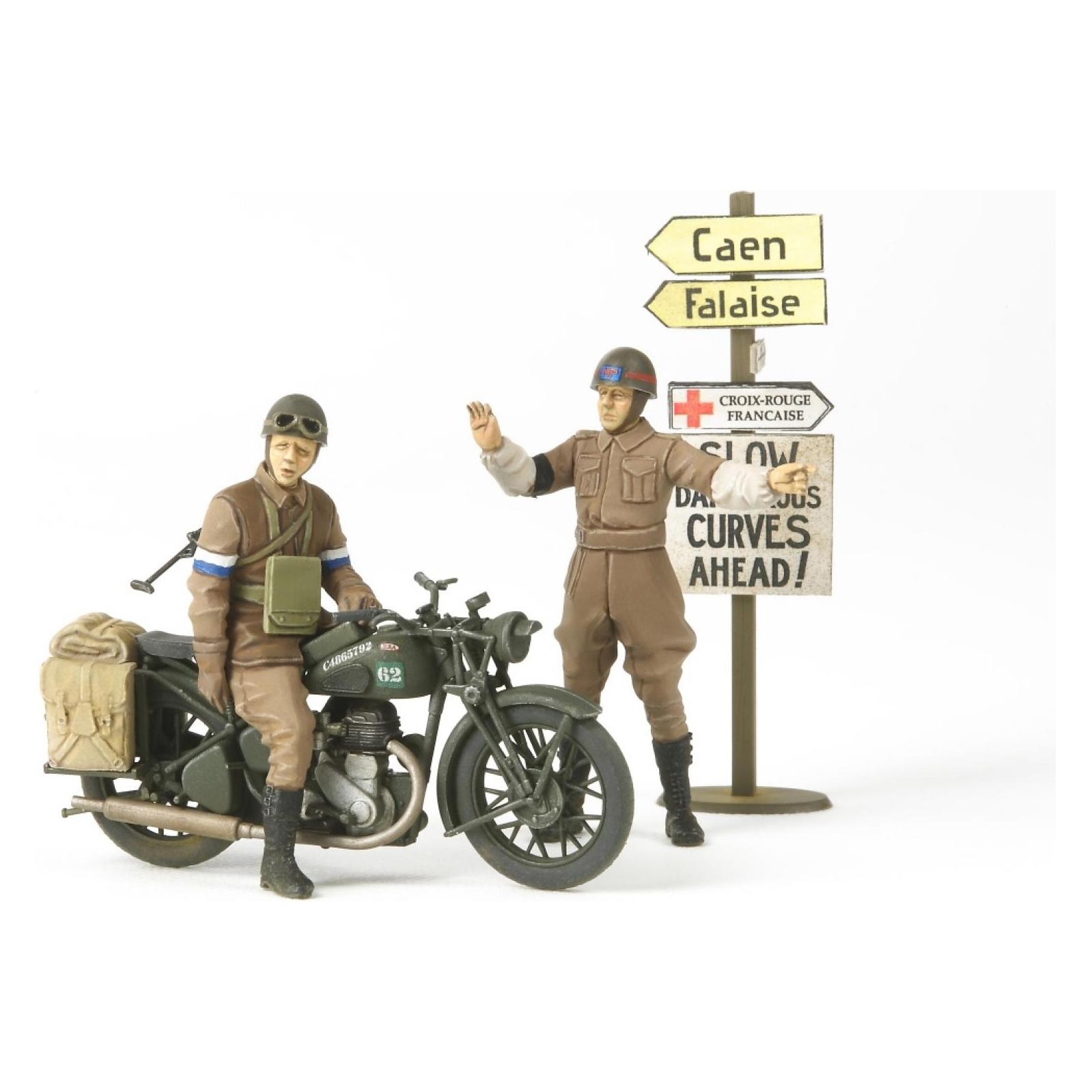 Tamiya British BSA M20 Motorcycle w/Military Police Set (TAM 35316)