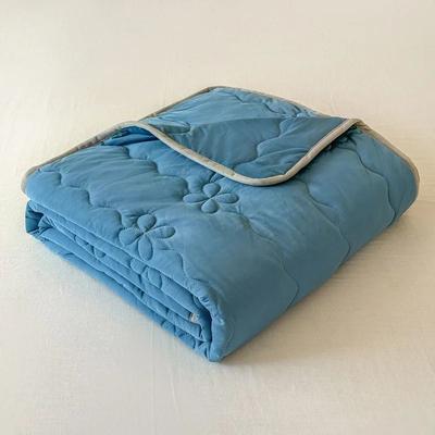Uplift Picks Pink Summer Cooling Blanket Lightweight Clover Quilted Comforter blue 100x150 Cm