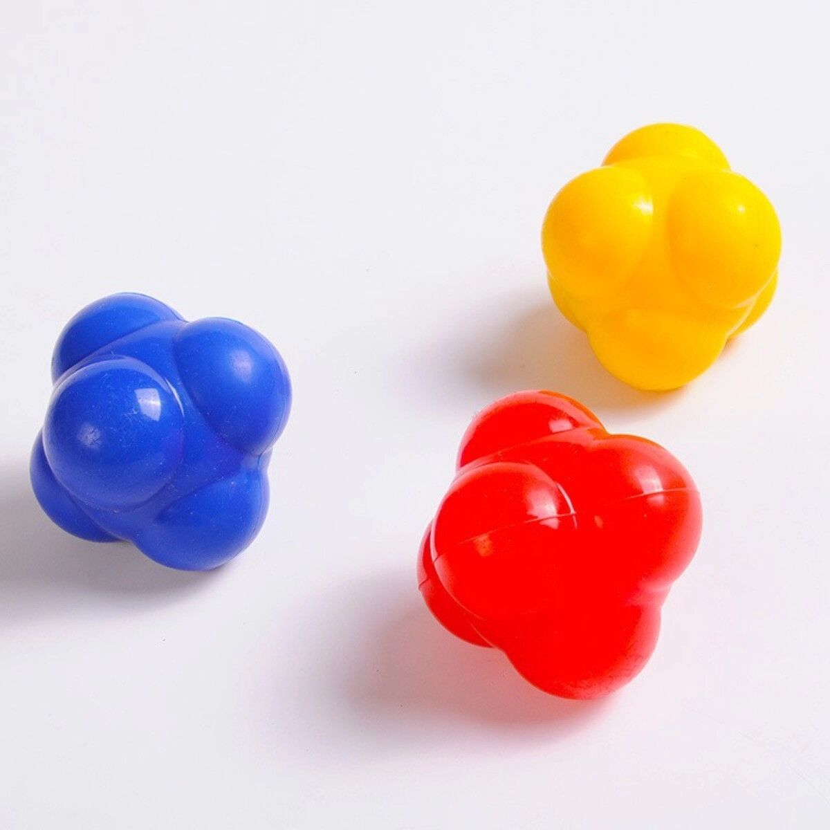 INF Balle de réaction hexagonale agile pour entraînement d'agilité et coordination main-œil, balle à rebond aléatoire en Jaune