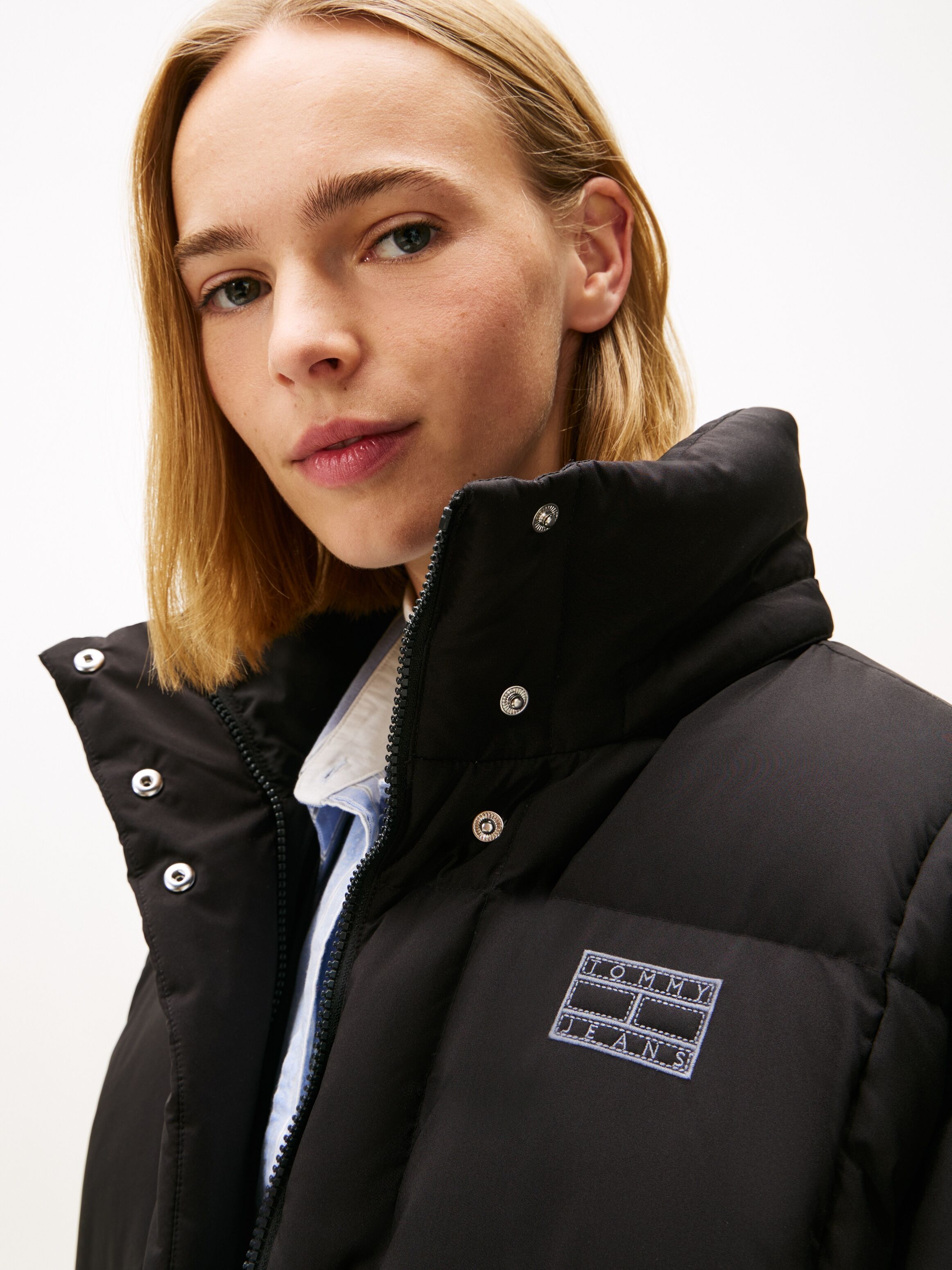 Steppjacke TOMMY JEANS "TJW ALASKA GRID DOWN JACKET EXT", Damen, Gr. XXXL(46), schwarz, Web, Obermaterial: 100% Polyester, unifarben, regular fit, Jacken Steppjacke schwarz XXXL(46)
