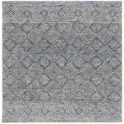 SAFAVIEH Handmade Ebony Normanna Modern Rug