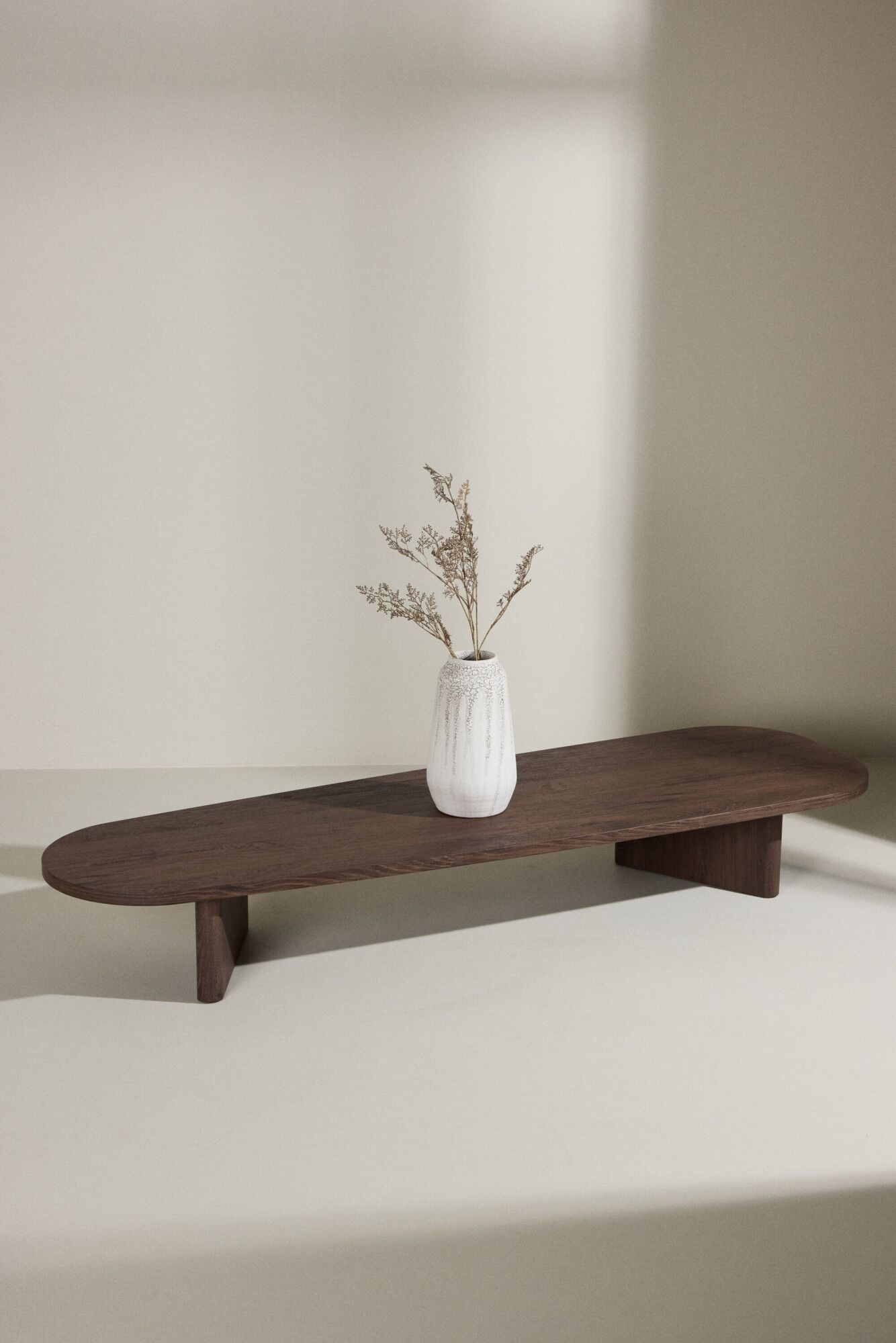 Couchtisch VENTURE HOME "Grönvik, langer schmaler Couchtisch 180 × 55 cm in tiefem Mokka", mocca, mocca, B:55cm H:25cm T:180cm, Tische, Couchtisch, Sofatisch, MDF, rechteckig, niedrig, langgestreckt, modern