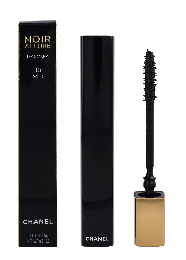 Chanel Noir Allure Mascara.