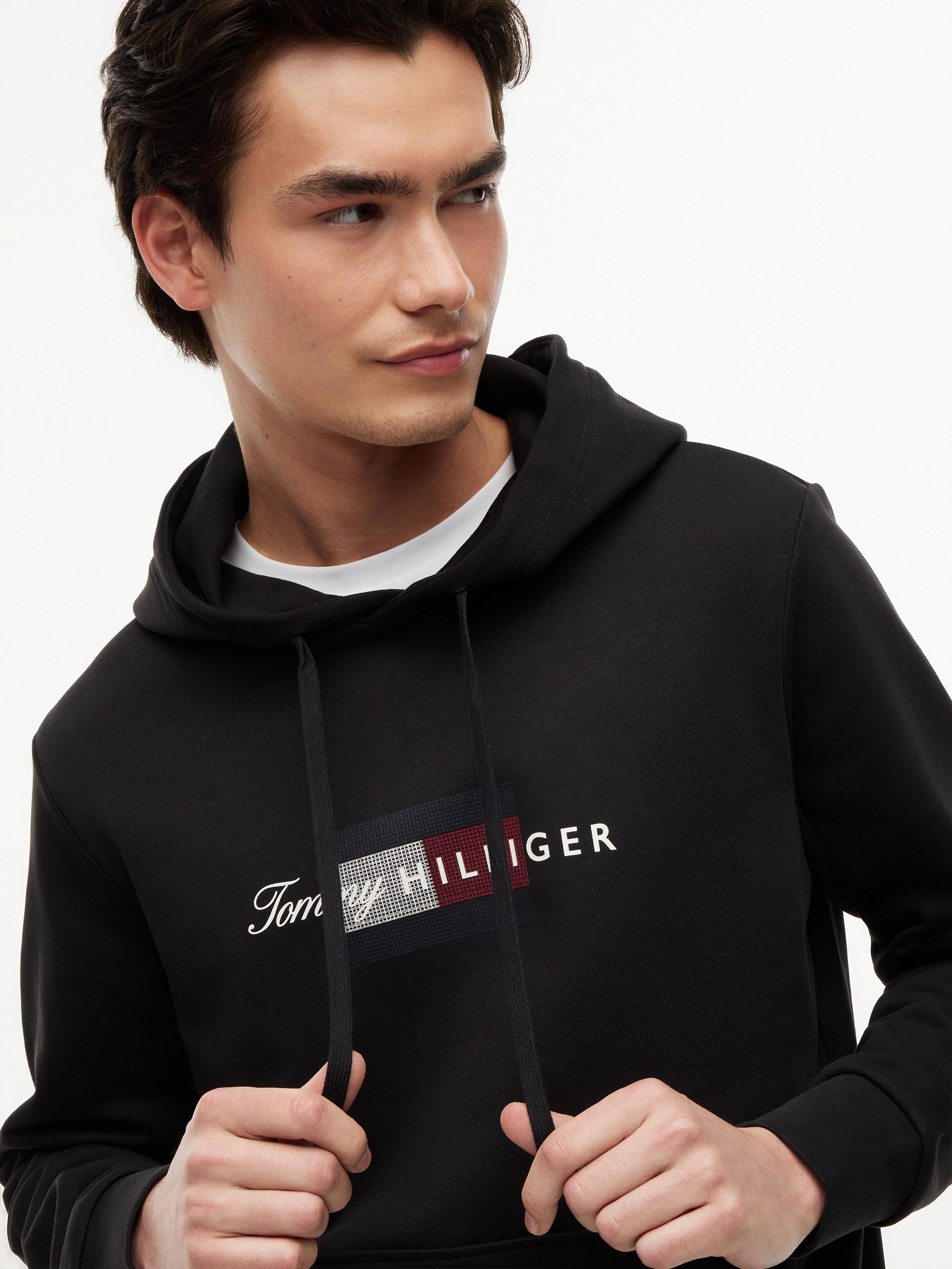 Hoodie TOMMY HILFIGER "SCRIPT FLAG HOODIE", Herren, Gr. XL, schwarz, Sweatware, Obermaterial: 100% Baumwolle, regular fit normal, Bündchen, Sweatshirts Hoodie, mit Flag-Grafik und Tunnelzug schwarz XL