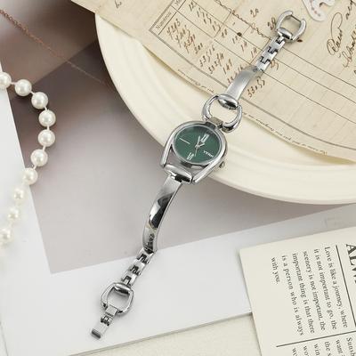 Fusion Finds Luxury Women's Bracelet Watch With Round Dial Elegant Ladies Quartz Watch Metal Dress Wristwatch silver green Dial