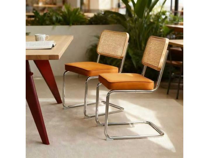 Ropilly Freischwinger Esszimmerstühle Mid Century Modern Design mit verchromten Stahlbeinen und Rattan Rückenlehne für Esszimmer Küche Wohnzimmer