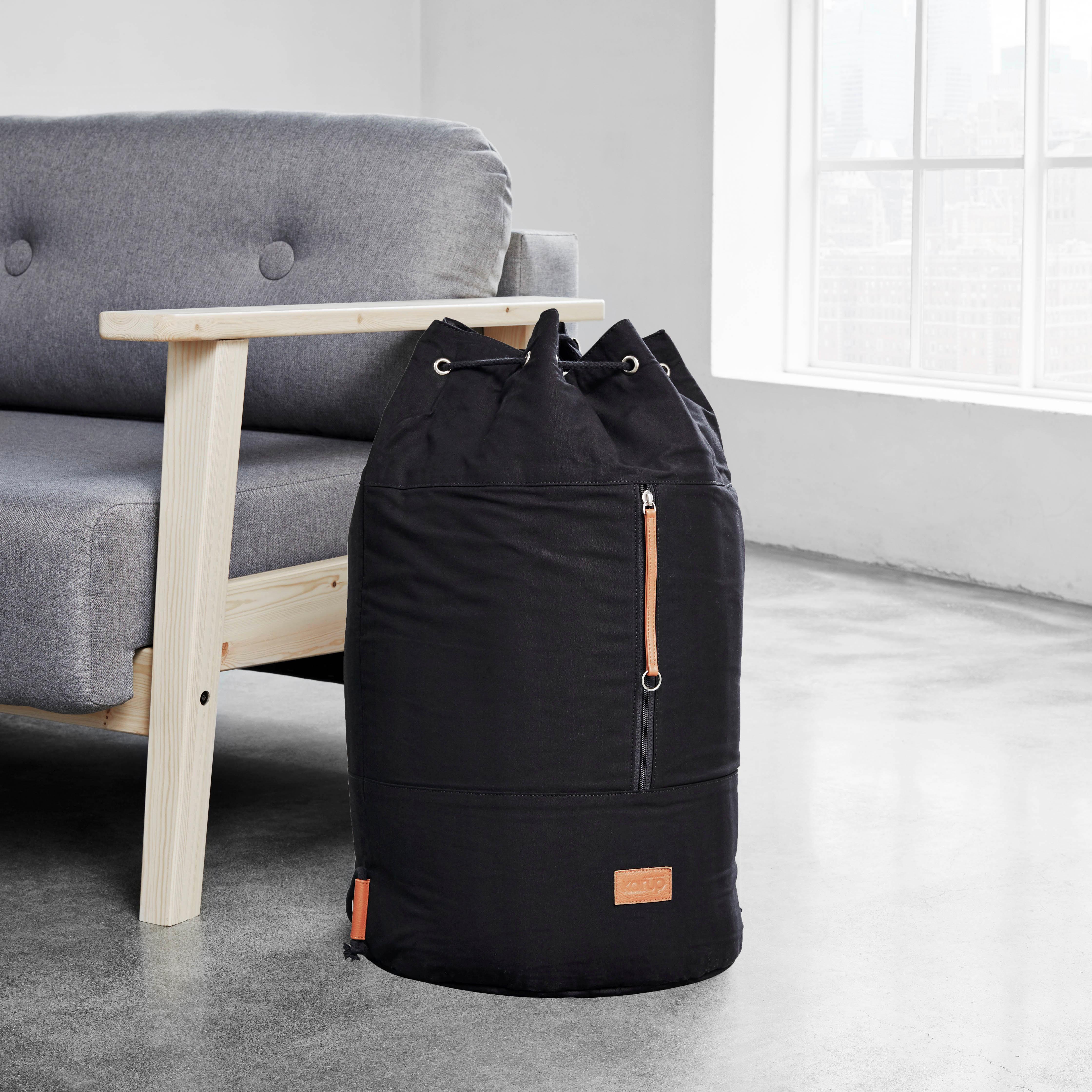 Wäschesack KARUP DESIGN "Roadie", schwarz, B:35cm H:60cm T:35cm, Wäschesammler, Wäschesack