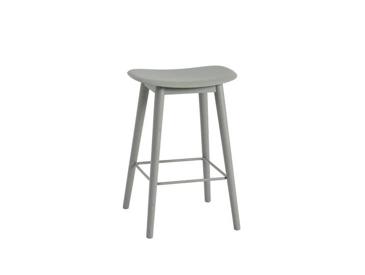 Muuto Tabouret Fiber counter 65 cm dusty green, pieds verts